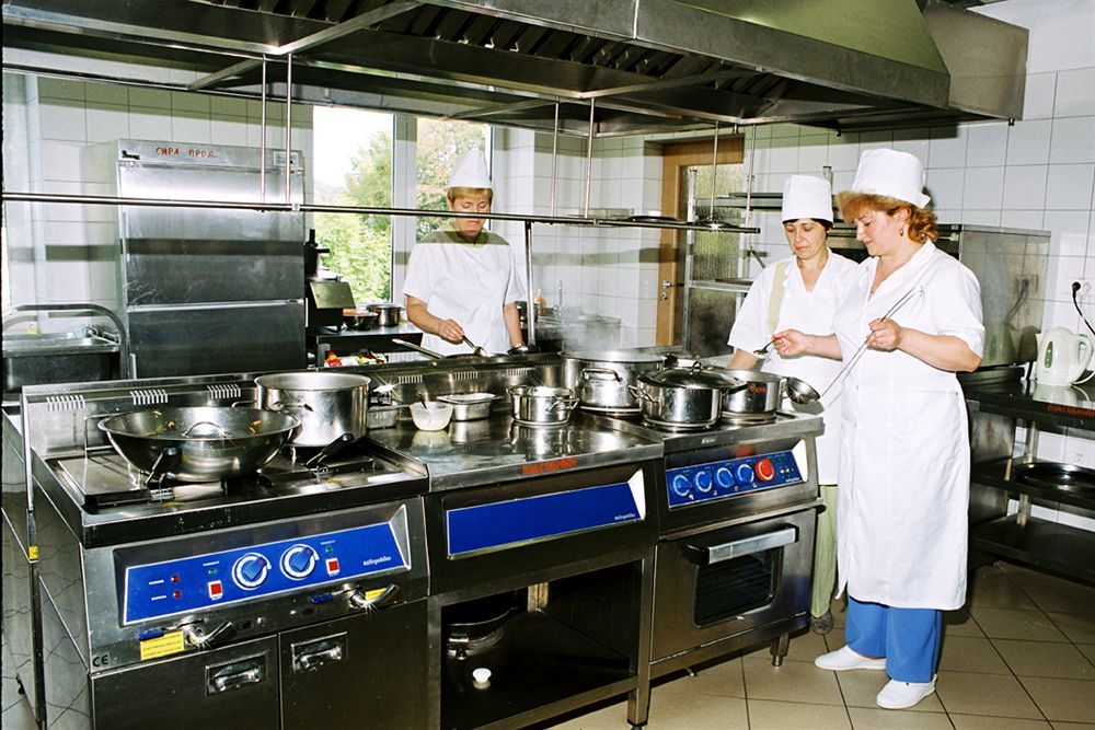 Mariot Medical Center Hotel تريسكافيتس المظهر الخارجي الصورة
